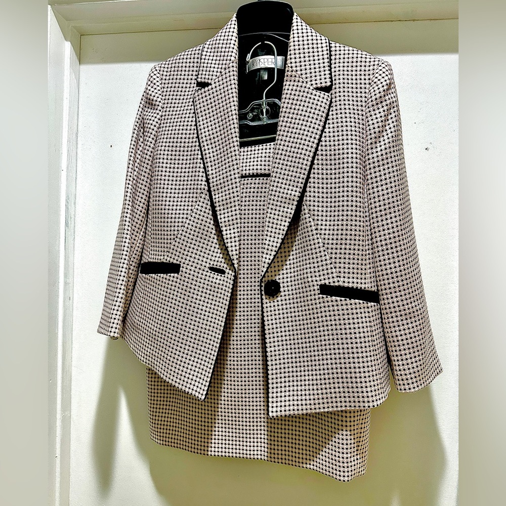 Kasper suit - Blazer and pencil skirt - black and pink tweed (2P)